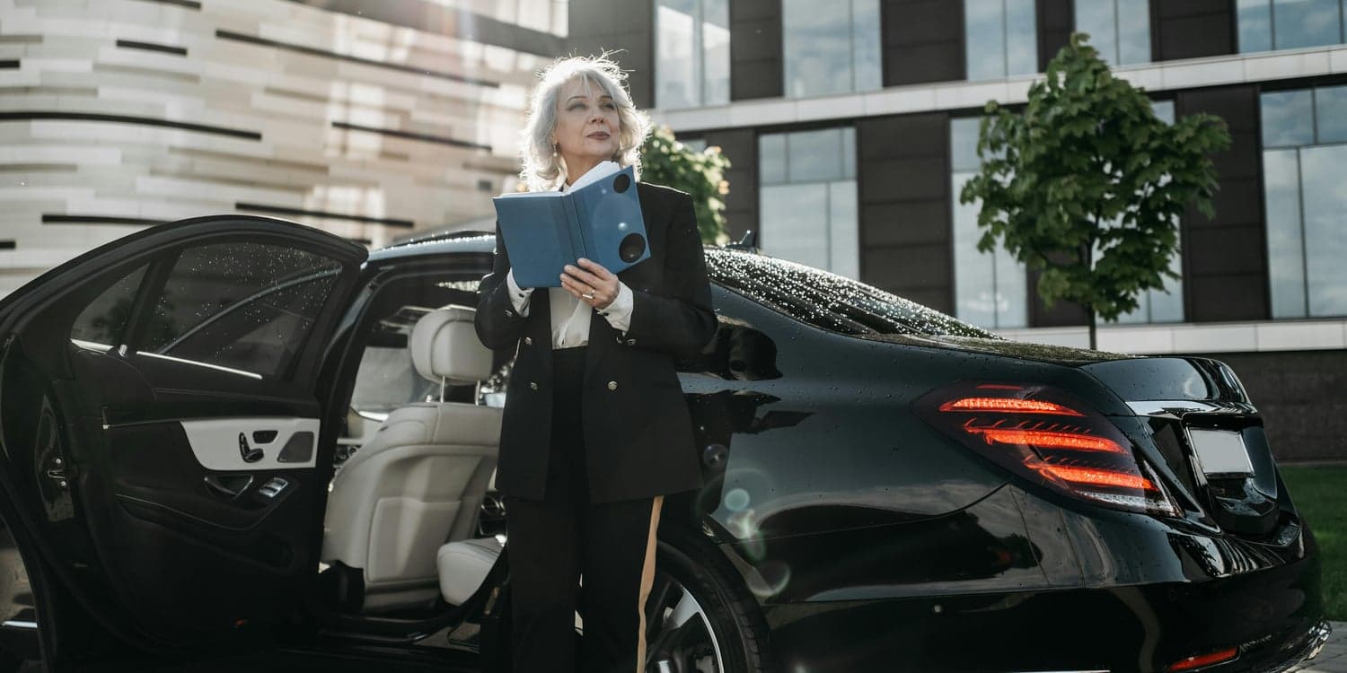 Business Car Leasing -> The Ultimate Guide for Entrepreneurs & SMEs